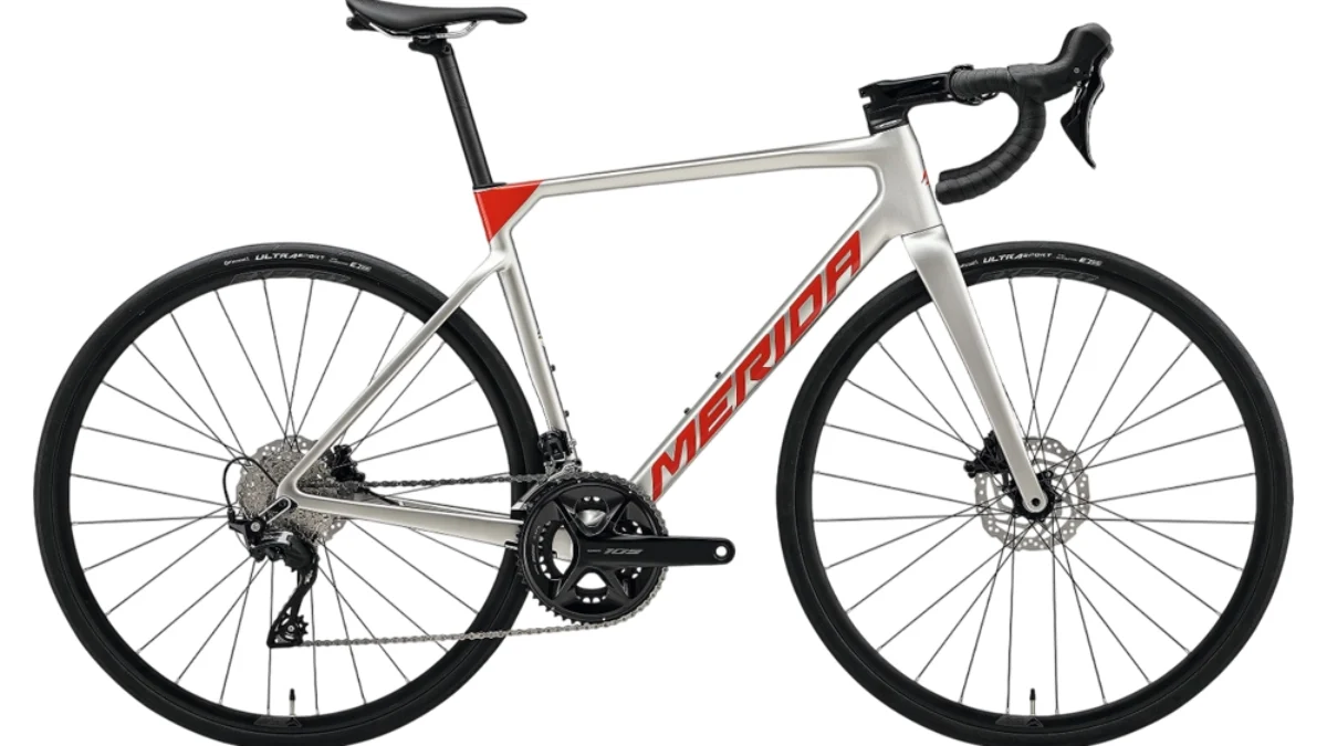 MERIDASCULTURA 4000 油圧DISC 2022年 Merida Scultura 4000 | Carbon Frame Road Bike | 2024