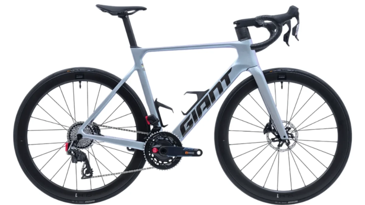 Giant Propel Advanced Pro 0 AXS | 700c Carbon Road Bike | 2026